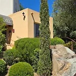 Hotel Cala Di L'oru 3*