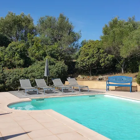 ホテル Cala Di L'oru 3*