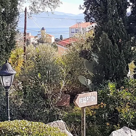 ホテル Cala Di L'oru