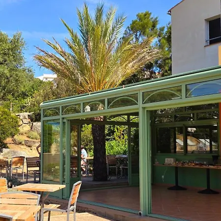 Hotel Cala Di L'oru 3*