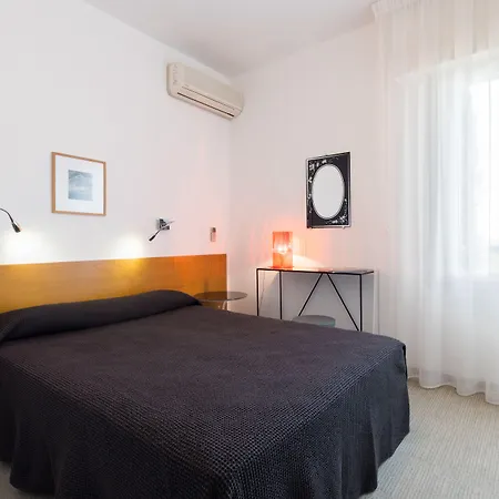 Cala Di L'oru Hotel LʼÎle-Rousse