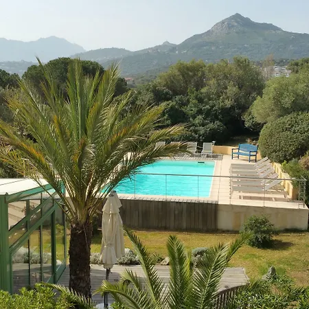 Hotel Cala Di L'oru LʼÎle-Rousse