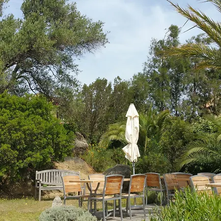 Cala Di L'oru Hotel LʼÎle-Rousse