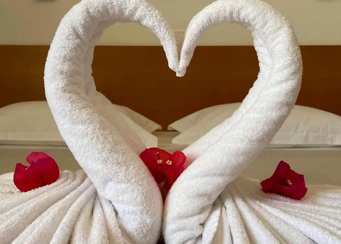 Cala Di L'oru L'Ile-Rousse (Corsica)